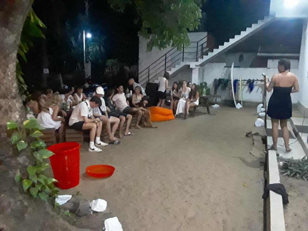 Hangover Hostels Аругам-Бей Екстер'єр фото