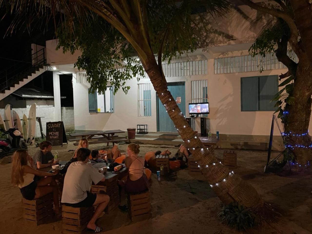 Hangover Hostels Аругам-Бей Екстер'єр фото